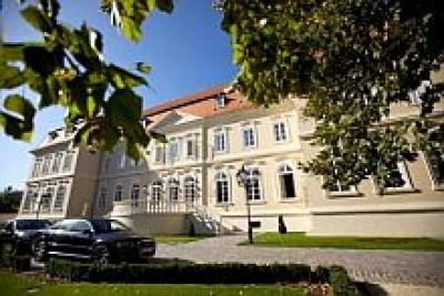 La Contessa Castle Hotel Szilvasvarad - 4-star castle hotel in the Szalajka Valley - La Contessa Castle Hotel Szilvasvarad on affordable prices in the Szalajka Valley, close to the Lipizzan stud