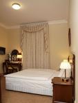Accommodation in the Szaljka Valley - standard single and double rooms in La Contessa Castle Hotel in Szilvasvarad