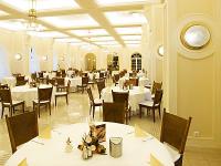 Anna Grand Hotel**** Beautiful restaurant in Balatonfured