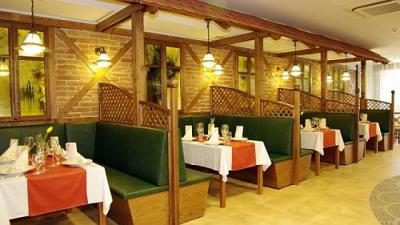 Wellness Hotel Gyula 4* elegant restaurant in the superior Hotel - ✔️ Wellness Hotel**** Gyula ✔️ Wellness all inclusive Gyula