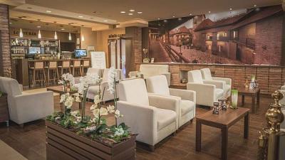 4* Wellness Hotel Gyula - Lobby bar with tasty cocktails - ✔️ Wellness Hotel**** Gyula ✔️ Wellness all inclusive Gyula