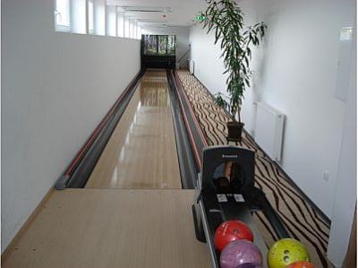 Bowling in Hotel Residence Ozon Matrahaza - Hotel Residence Ozon**** Matrahaza - Discount wellness hotel with half board in Mountain Matra